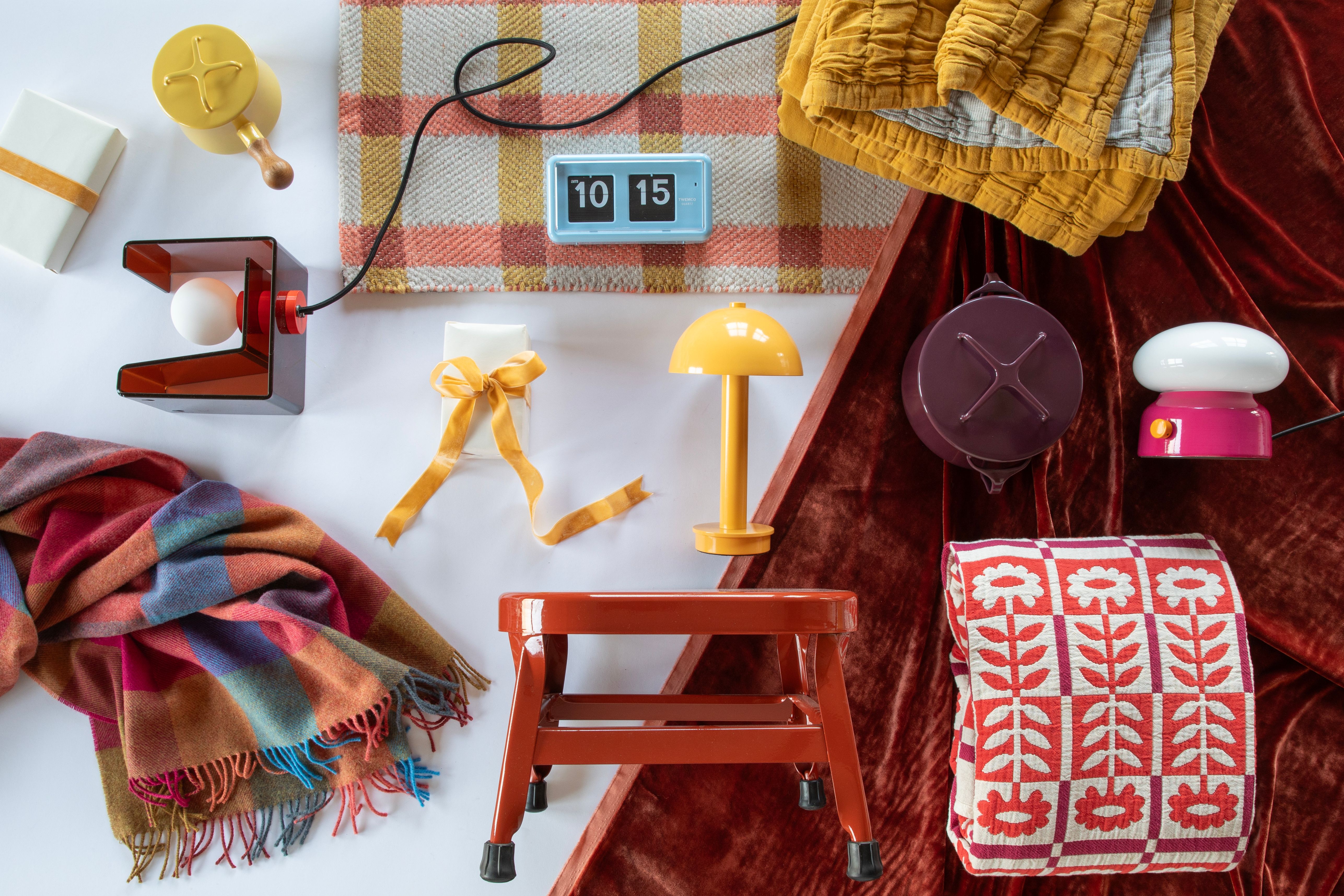 41 Best Cozy Gifts for Homebodies: Create a Warm Sanctuary